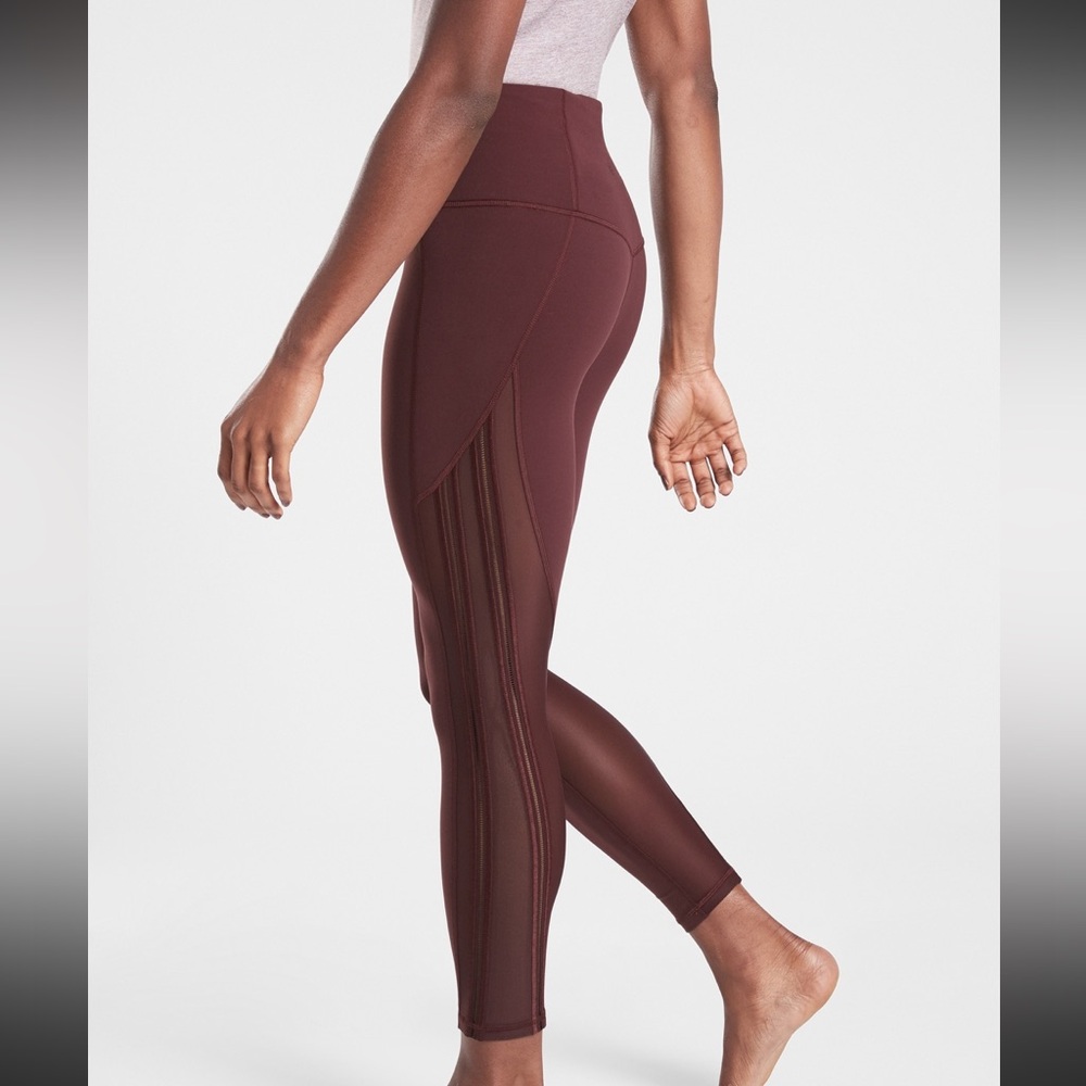 Athleta Shakti Mesh 7/8 Tight Leggings
